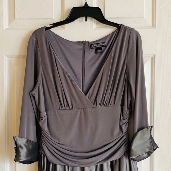 Jessica Howard Dresses & Skirts - Jessica Howard Silver Special Occasion Dress
